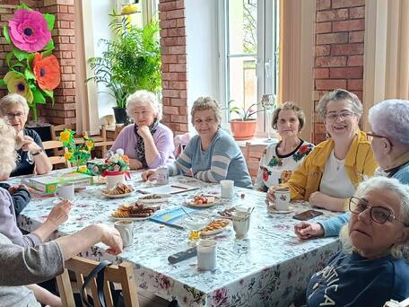 Integracja, rozwój i wsparcie w Klubie Seniora